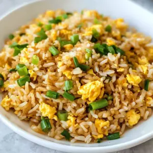 10 min. Easy Egg Fried Rice (only 6 ingredients!)