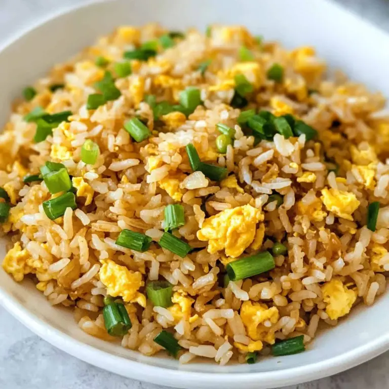 10 min. Easy Egg Fried Rice (only 6 ingredients!)