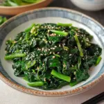 Korean Spinach Side Dish (Sigeumchi Namul)